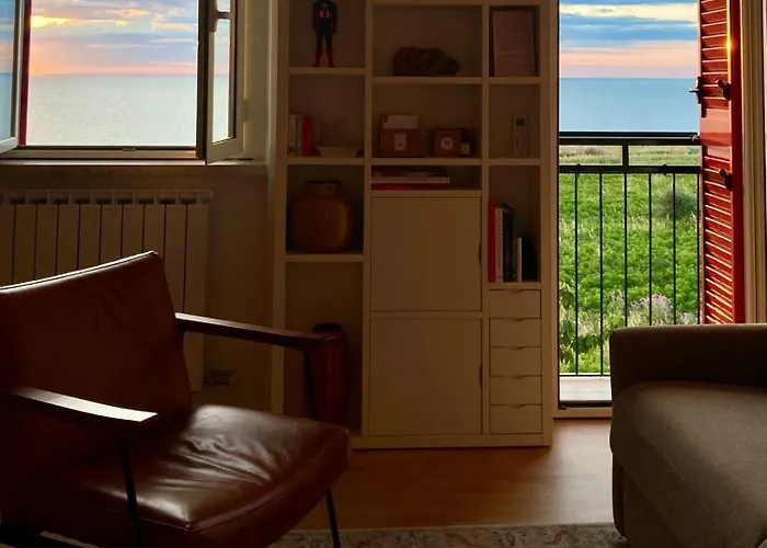 Punta Penna Seahouse