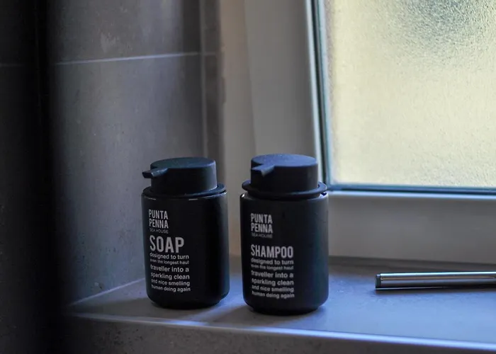 Punta Penna Seahouse