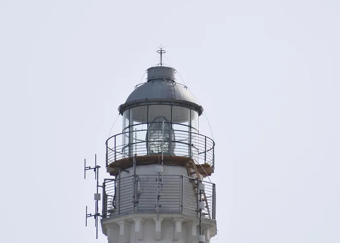 Punta Penna Seahouse *